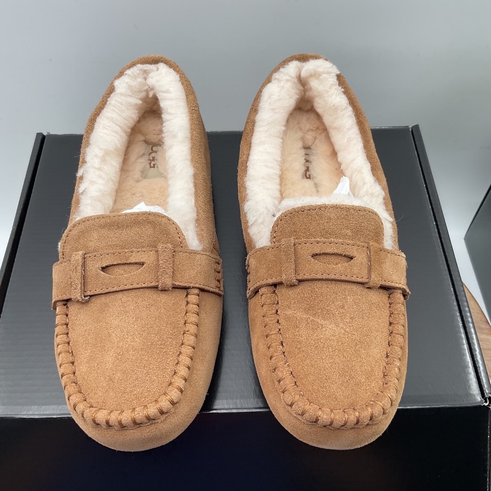 UGG Hailey Loafer Slippers Chestnut Suede Sheepskin Lined Flats 1019090 - Picture 9 of 11